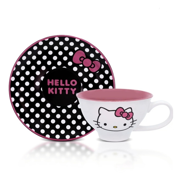 Hello Kitty tea cup and saucer set 12oz - Picture 2 of 7